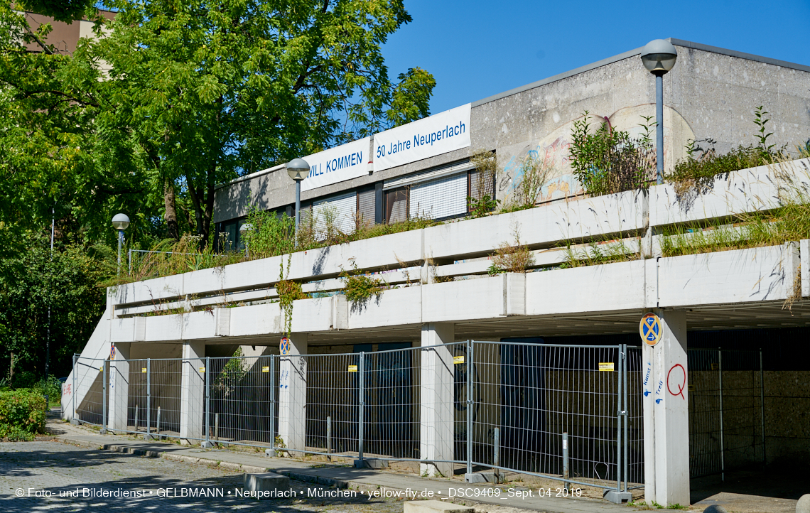 04.09.2019 - Einkaufs- und Wohnzentrum Quiddestraße in Neuperlach